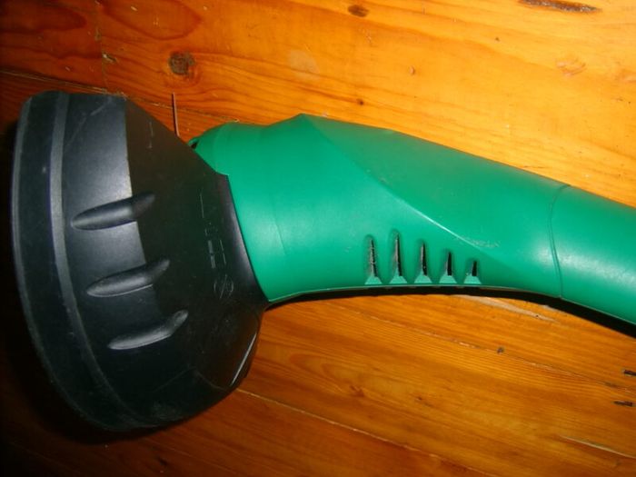 grass trimmer