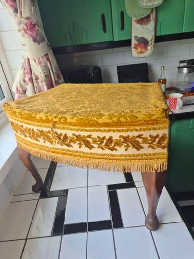 Vintage MidCentury 1950s Tapestry sewing box foorstool