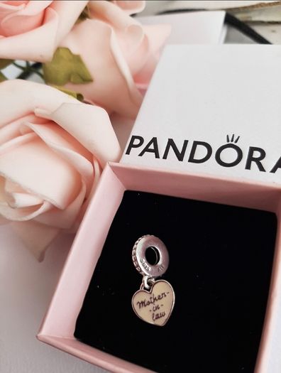 New genuine pandora mother in law  charm
