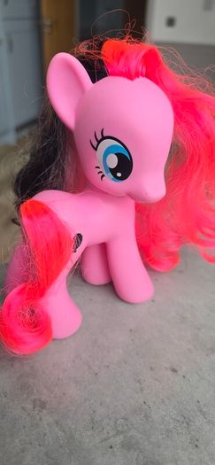 Large Pinkie Pie 5.5inch Boutique Styling with Black in hair MLP G4 My Little Pony 2010