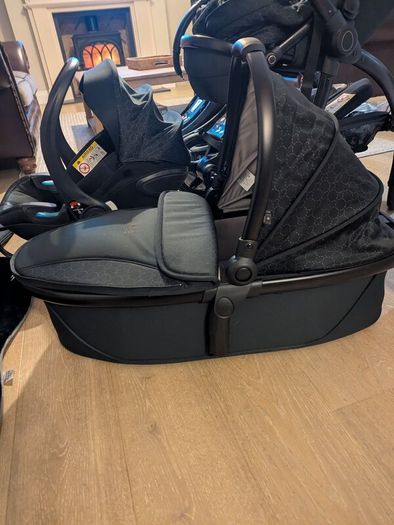 Egg2|Pram & Buggy | 2 Isofix Bases | Car Seat