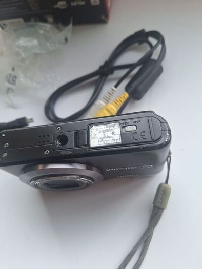 Casio Exilim EX-H5
