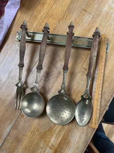 Bronze Utensils
