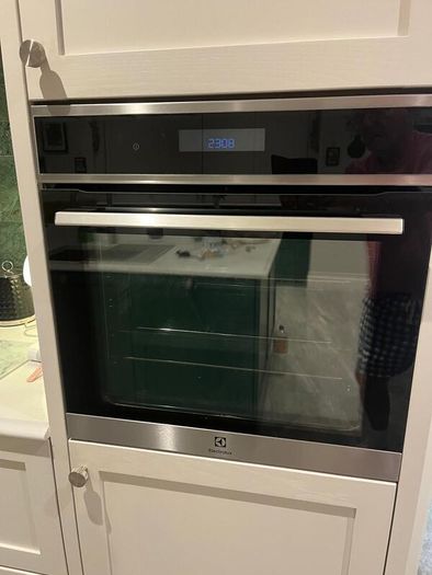 Oven