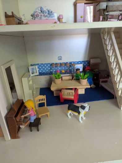 Doll house