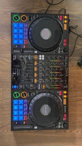 Pioneer DDJ 1000 (with box and case)
