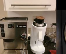 Rancilio Silvia V6 + DF83 Gen 2 grinder + accessories