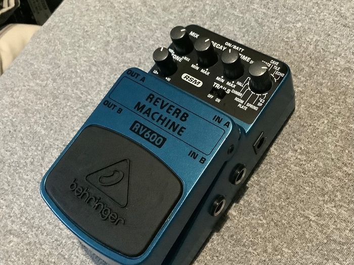 Behringer RV600 Reverb Machine