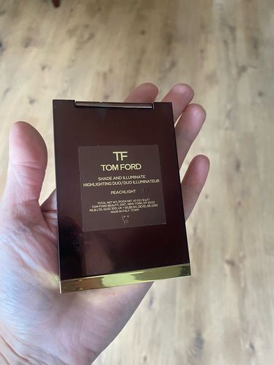 Tom Ford Shade and Illuminate highlighter duo Peach