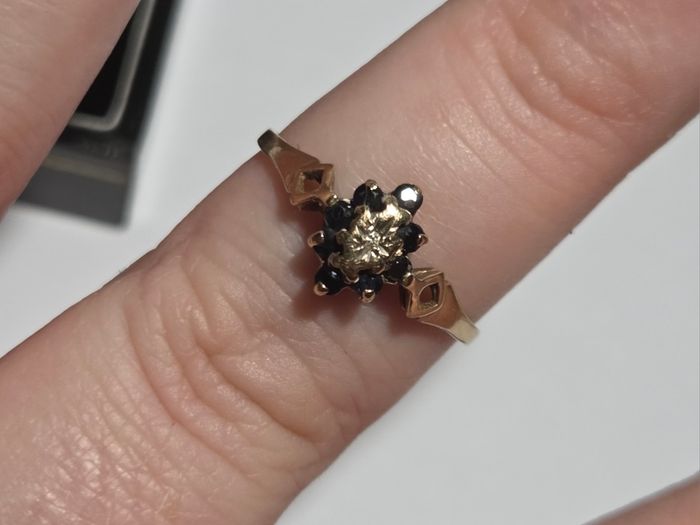 9ct Gold Rings
