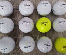 Pro v Titleist Golf Balls