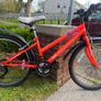 Girls Mountain Bike 24 inches Great Condition Image 4