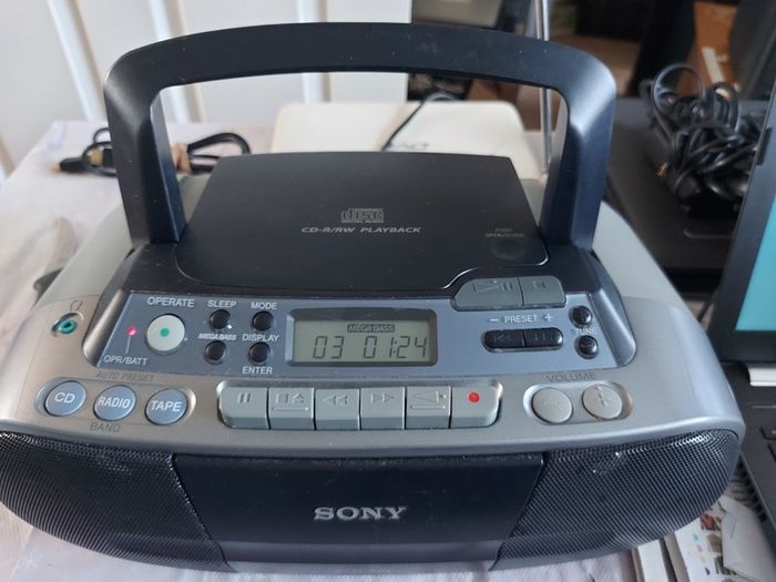 SONY CD, Radio, Cassette-Corder, Model No. CFD-S01, everything working great and in like new condition