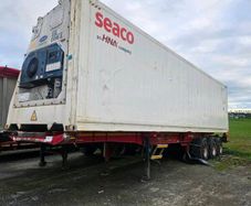 40ft reefer container & 4x 10ft dry containers