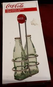 Coca-Cola salt and pepper set