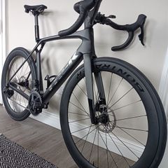 Trek Madone SL6 AXS Gen 8 Carbon Road Bike