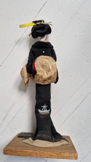 Vintage Japanese Geisha Figurine,  doll