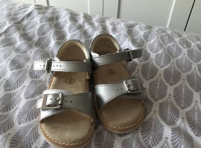 Clarks baby sandals 7F