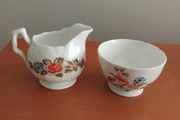 Aynsley  jug and sugar bowl
