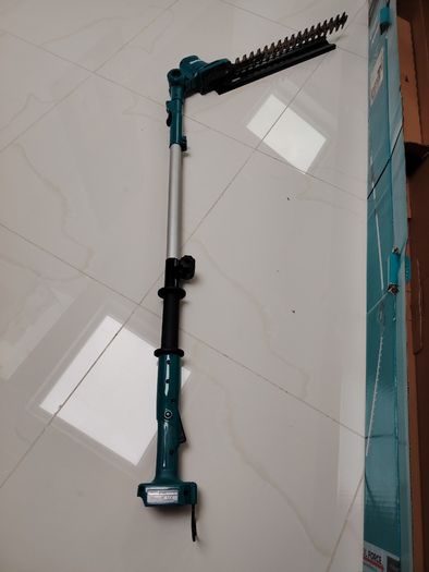 Long Pole Hedge trimmer