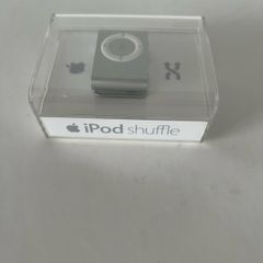 iPod shuffle new in box sealed