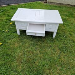 Coffee Table with Drawer
