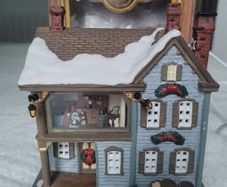 Bridbury Antique Shop - Hand Painted Porcelain House with Lighting