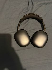 Apple AirPods Max