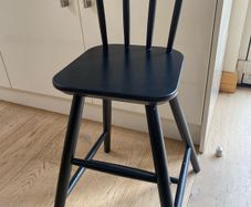 agam junior chair (black)