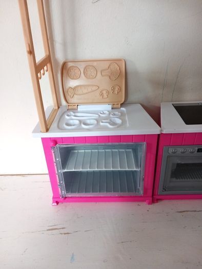 Dolls House (Wooden)