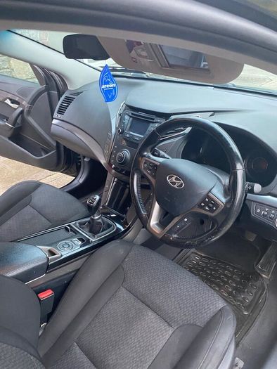Hyundai i40 2017 NCT, New clutch,Tyres andBattery