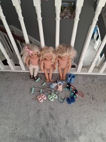 Big generation doll bundle