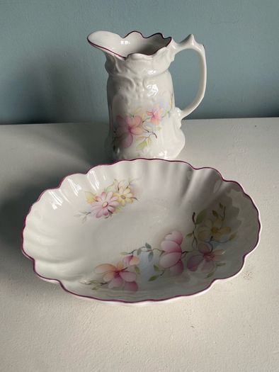 james Kent bowl and jug set