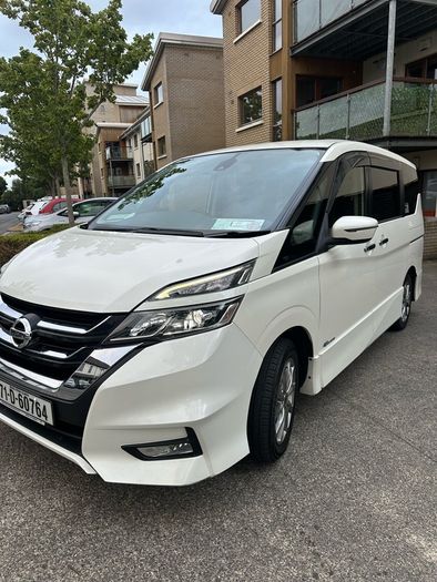 2017 Nissan Serena