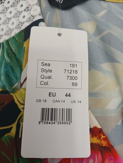 Tia Occasion jumpsuit  brand new with tags