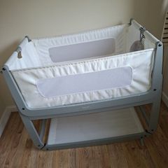 Baby cot snuz pod 3 and mattress new