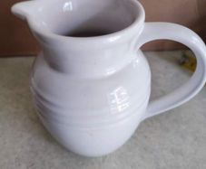 Le Creuset White Pitcher .7L.