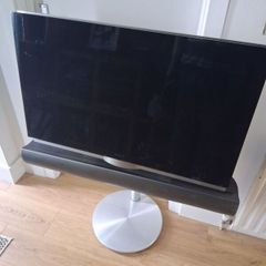 Bang and Olufsen Beovision 7 TV / DVD player