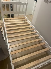Solid wood single bed