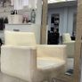 Hairdresser chair & mirror set Image 3