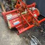 Compact tractor only991 hours Image 6