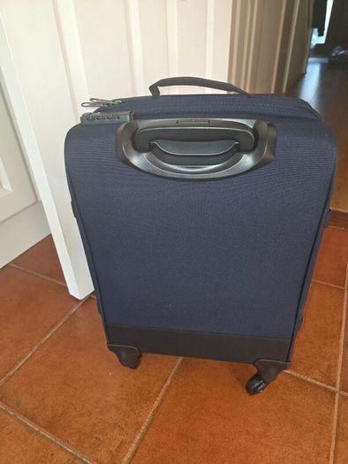 Cabin suitcase