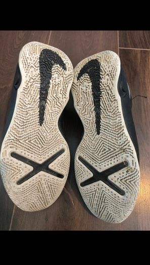 Nike Runners / Size UK 6