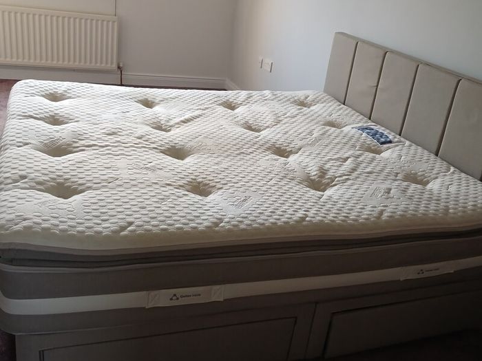 Super king divan - 4 drawer divan bed plus memory foam mattress