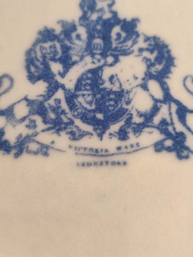 Vintage Blue And White Willow Pattern Jug 2.5 Pints Capacity Salamander Handle