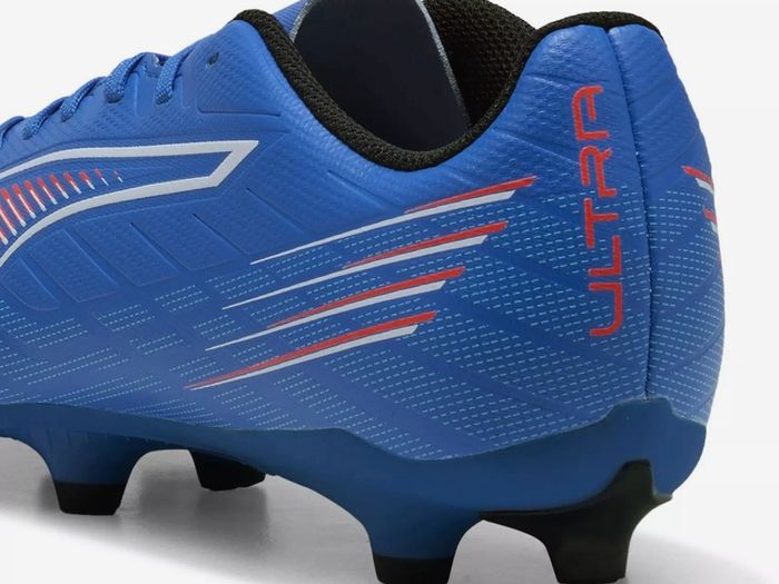 Football boots Puma