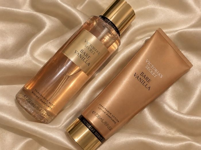 Victoria's Secret Perfume BARE VANILLA Brand New