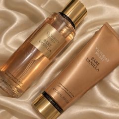 Victoria's Secret Perfume BARE VANILLA Brand New