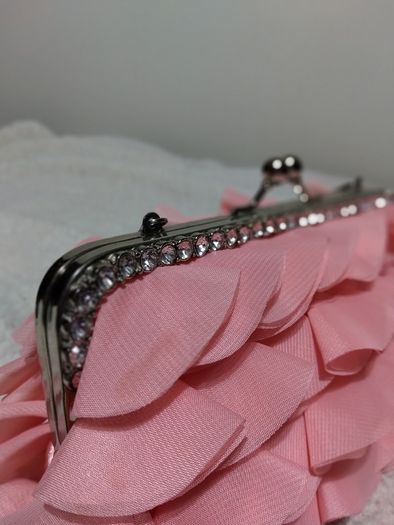 Beautiful Fashion Handbag New