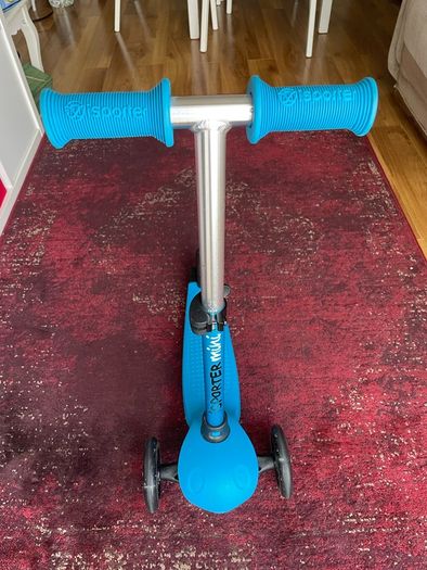 3 Wheel Scooter